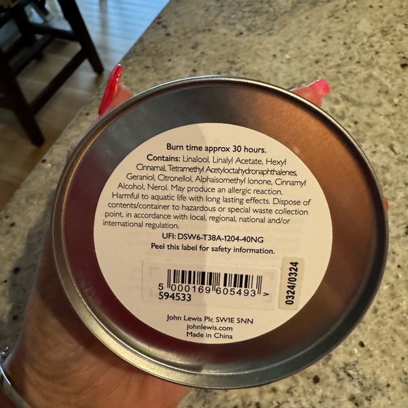 Beautiful Rose & Vanilla Scented candle from John Lewis UK. - Picture 2 of 3